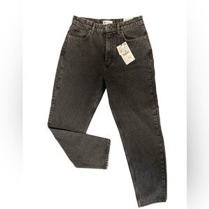 Zara Gray Marl color  Classic mom fit Zara high waist super comfortable . Size 8